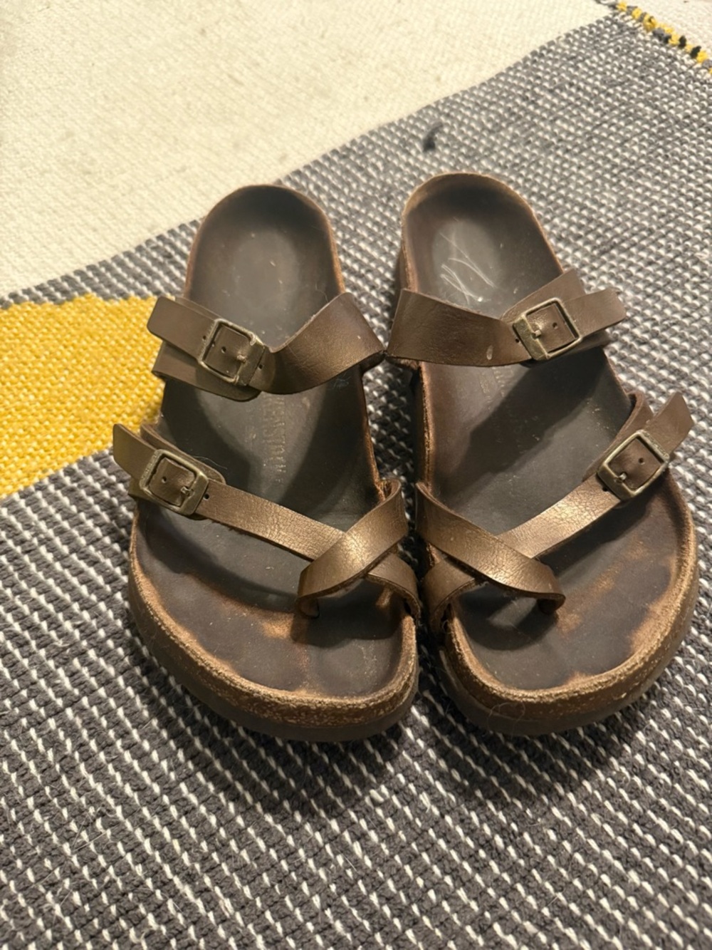 Birkenstock Mayari Sandals brown size women’s size 8-8.5 (birk size 39)